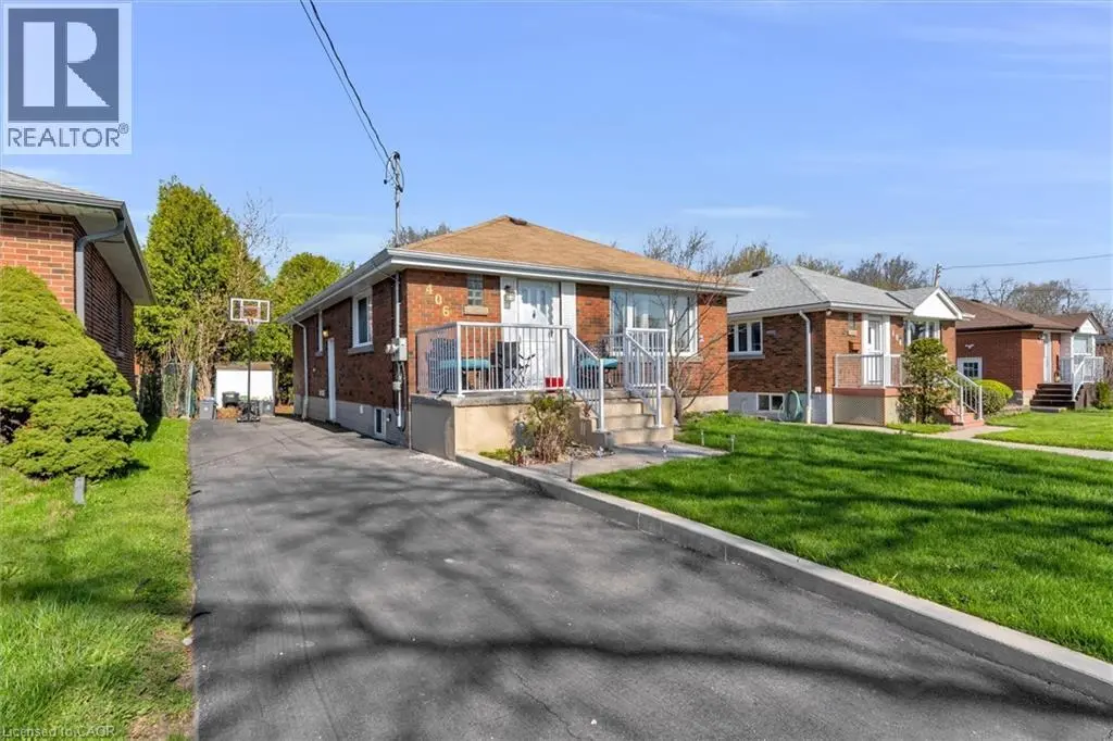 406 East 43rd Street, Hamilton